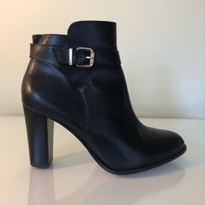 39 Reiss Heeled Leather Bootie w/ buckle
